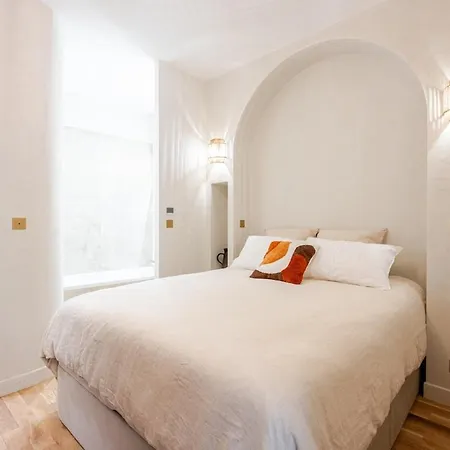 New, Superb Architect * Cannes